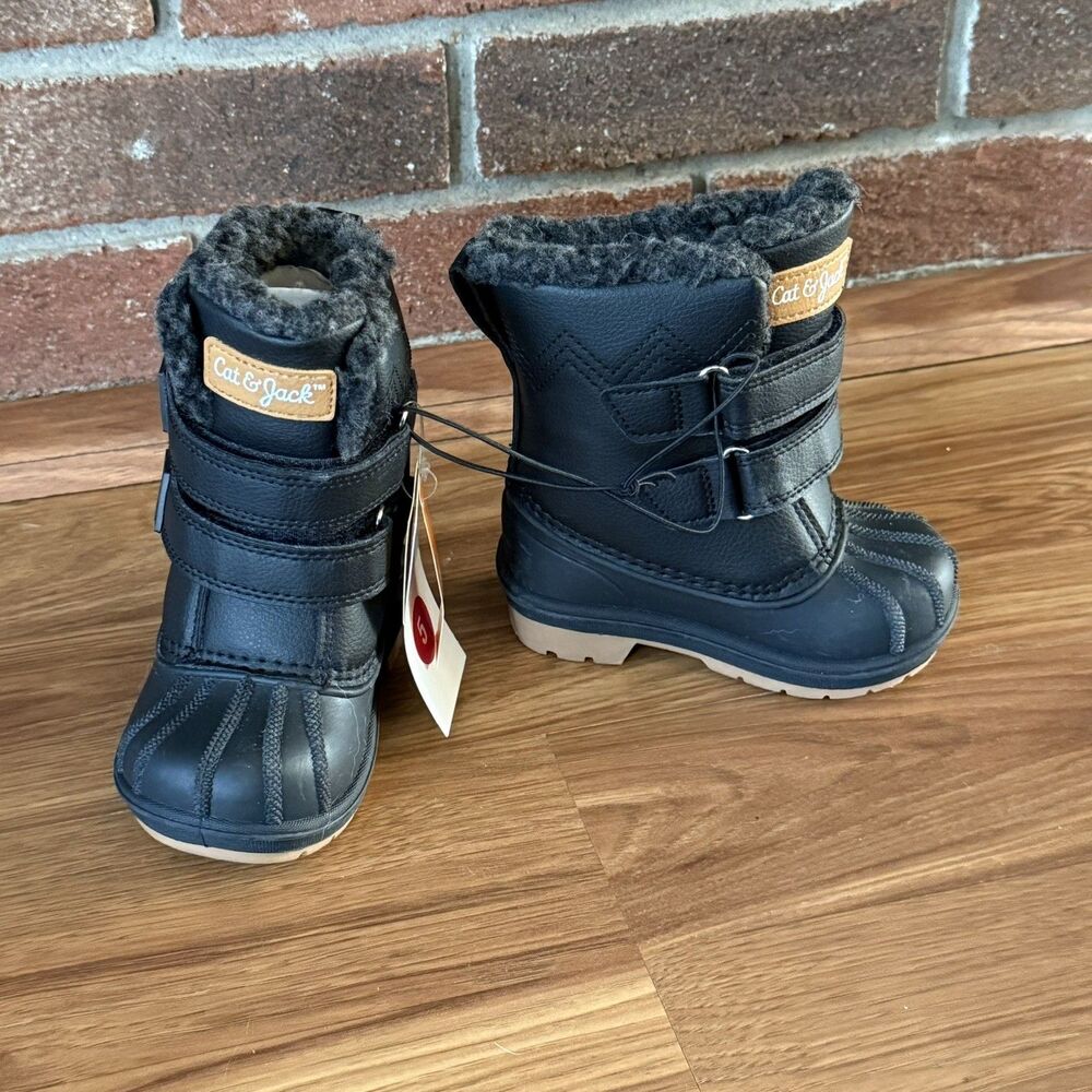 Cat & Jack Toddler Denver Winter Boots Black Round Toe Size 5 - Picture 8 of 16
